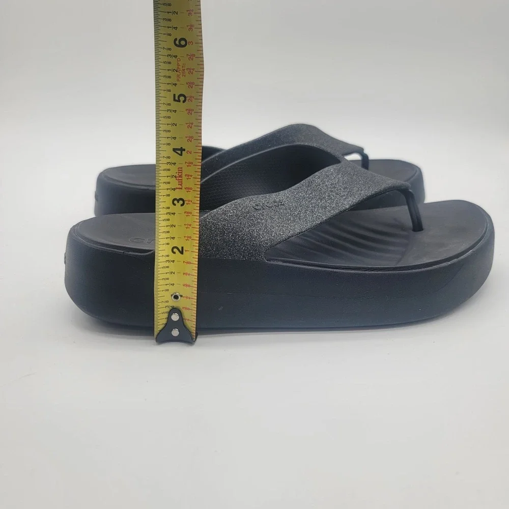 Crocs Sloane Glitter Platform Flip Flops Womens 9 Black Sparkle Sandals